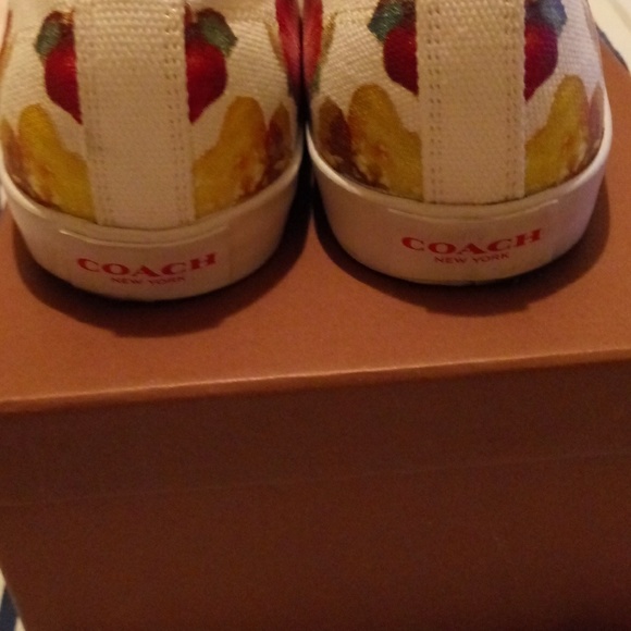 Coach Kristen Watercolor Floral Sneaker - Picture 3 of 8
